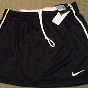 Wm's Nike Skirt